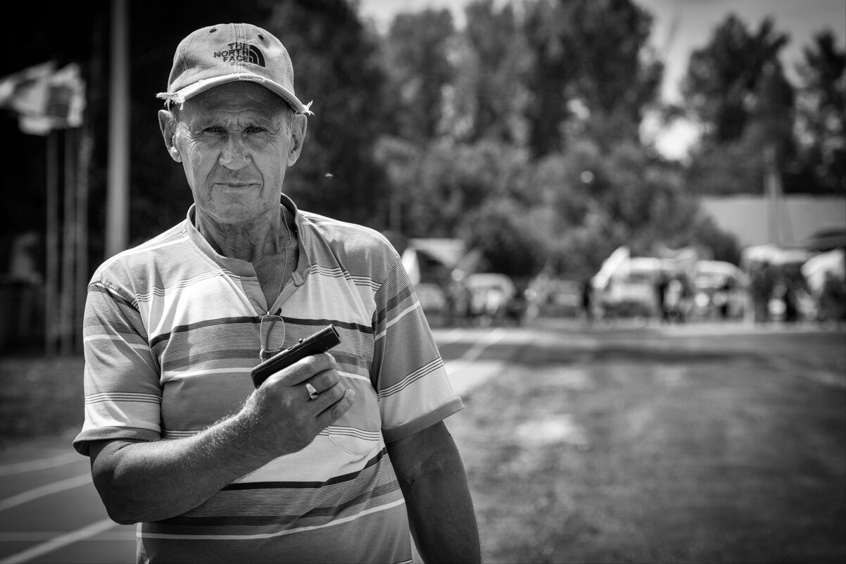 - А теперь бегите! - Николай Мокшин