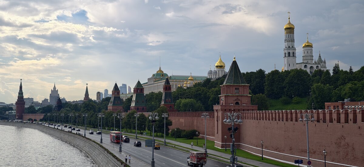 Московские пейзажи - <<< Наташа >>>