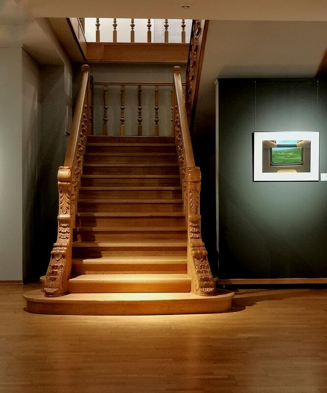 Лестница. Интерьер. - Любимова Ольга 