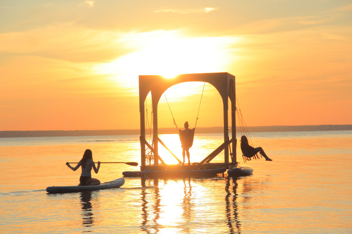 Закат на троих... - Евгений Корьевщиков