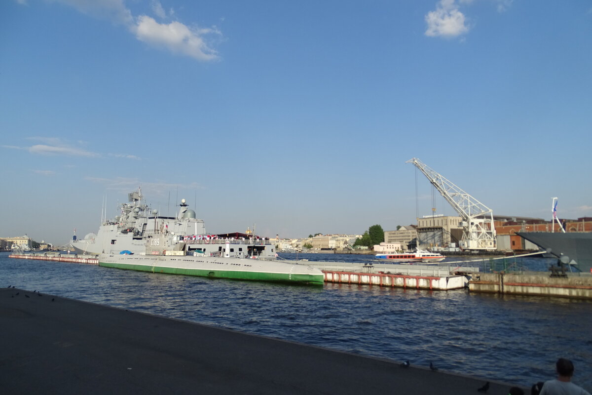 на набережной Лейтенанта Шмидта! - Anna-Sabina Anna-Sabina