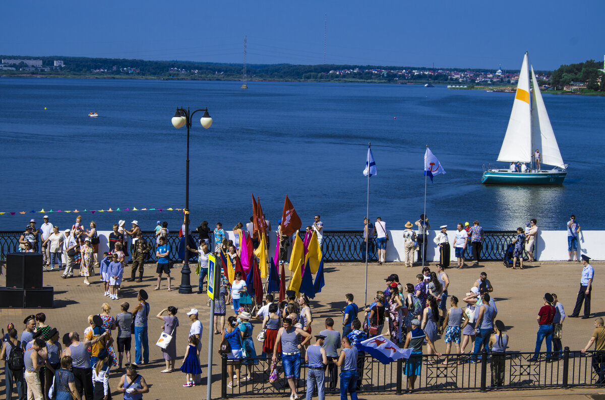 ИЖЕВСК - День ВМФ - Владимир Максимов