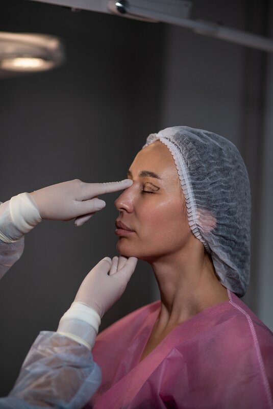 Съёмка в клинике - Люси Моисеенкова