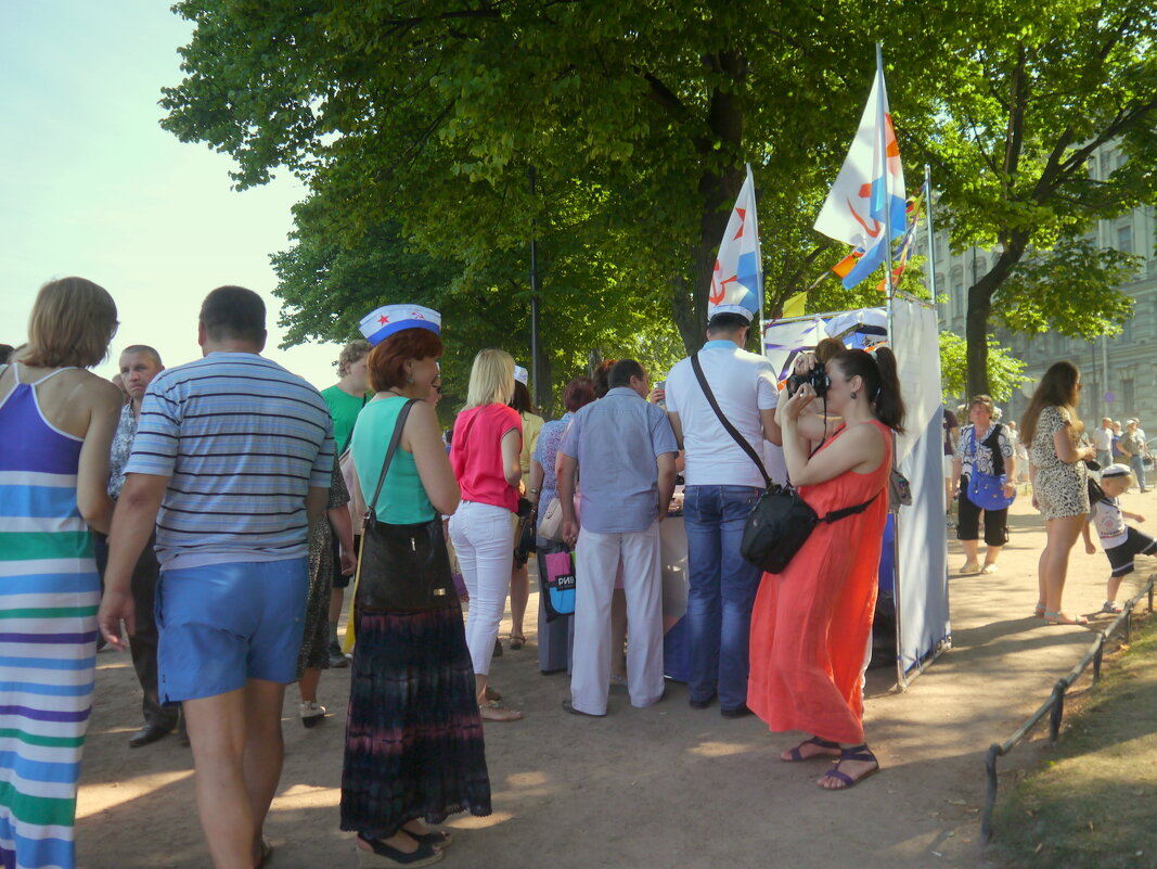 2.ЛЮБИМЫЙ ПРАЗДНИК - Юрий Велицкий