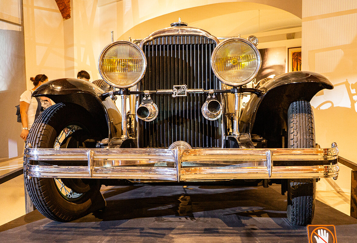 BUICK - Ирина Соловьёва BUICK - Ирина Соловьёва