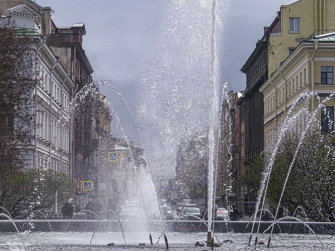 Фонтан. - Александр Фонтан. - Александр