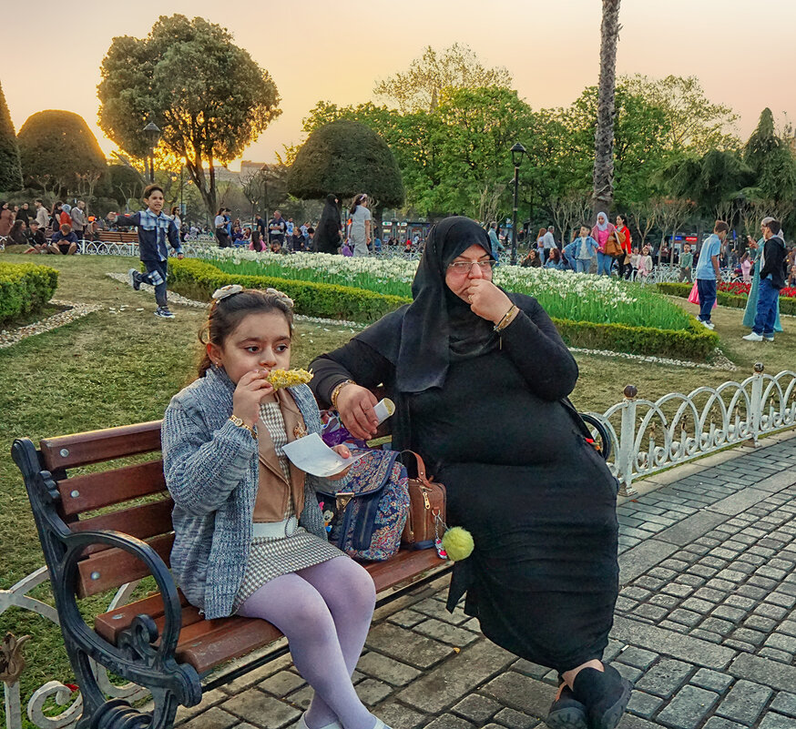 *** - Алексей Карташев