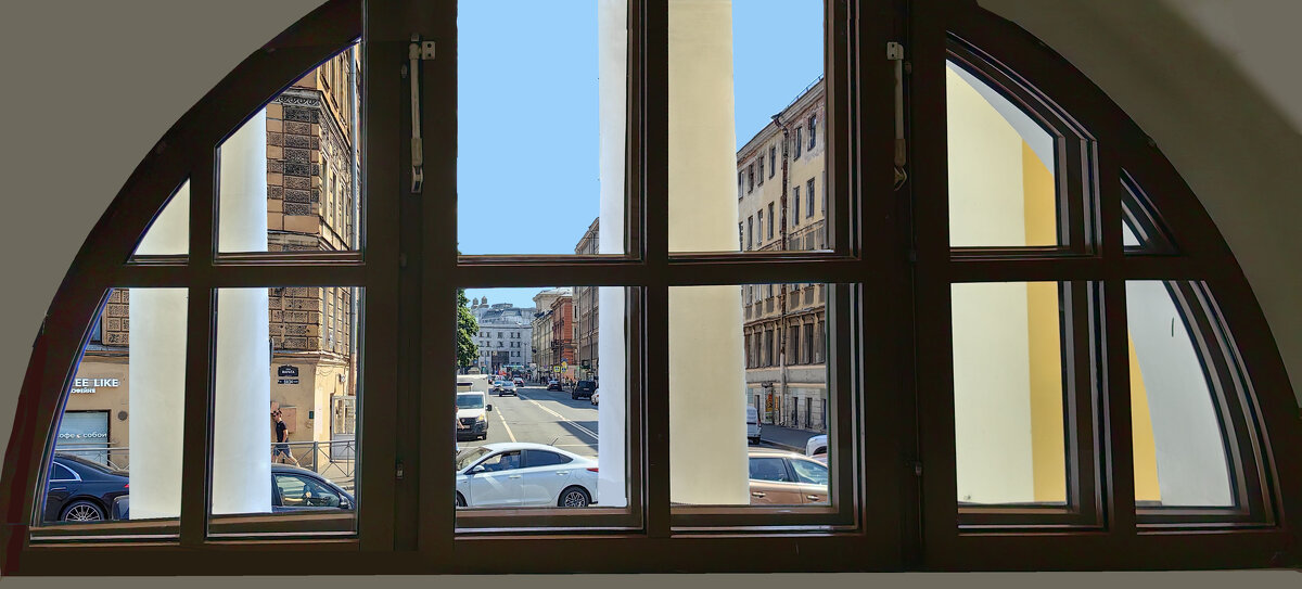 Петербург. Ямской рынок.Вид из окна второго этажа (с улицы Марата) на Разъезжую улицу - Стальбаум Юрий Петербург. Ямской рынок.Вид из окна второго этажа (с улицы Марата) на Разъезжую улицу - Стальбаум Юрий