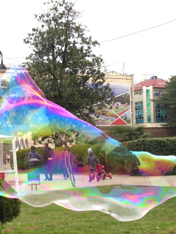 В мыльном пузыре - Валерий 