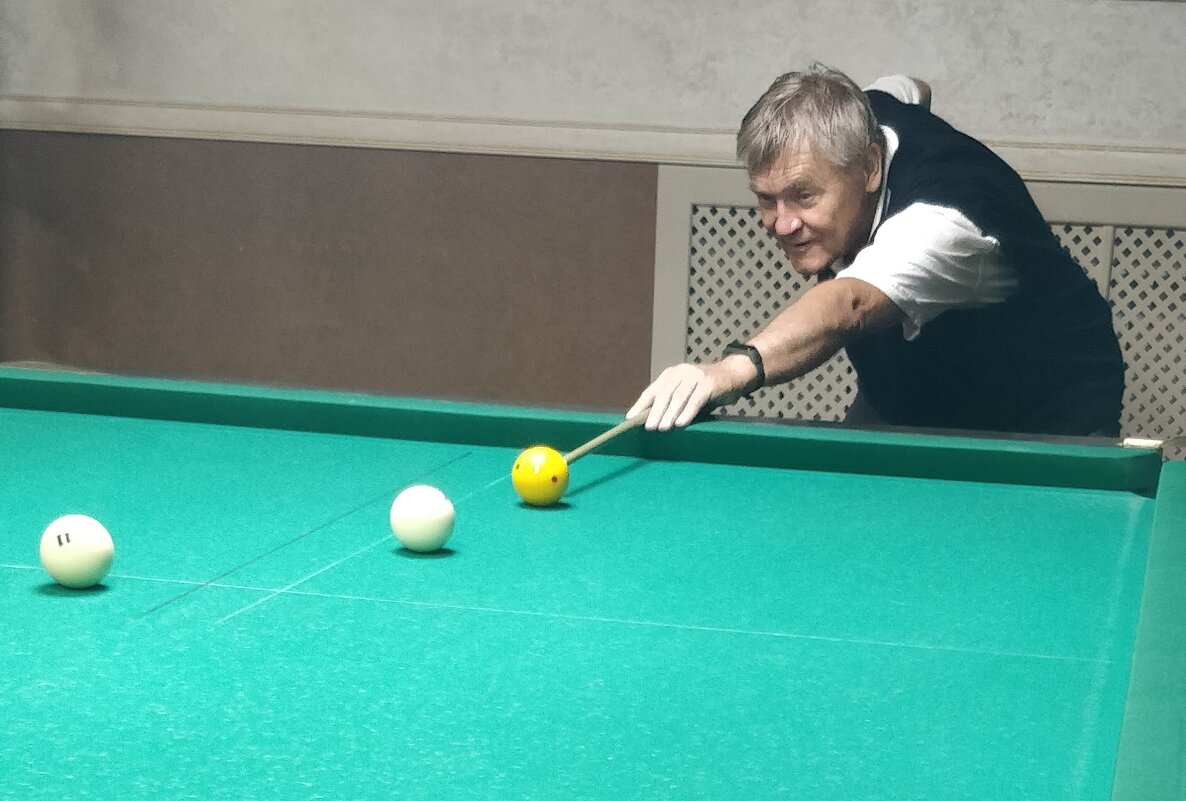 Удар... - Андрей Хлопонин Удар... - Андрей Хлопонин