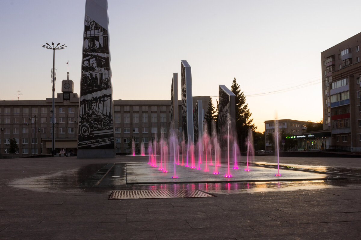 *** - Дмитрий Костоусов