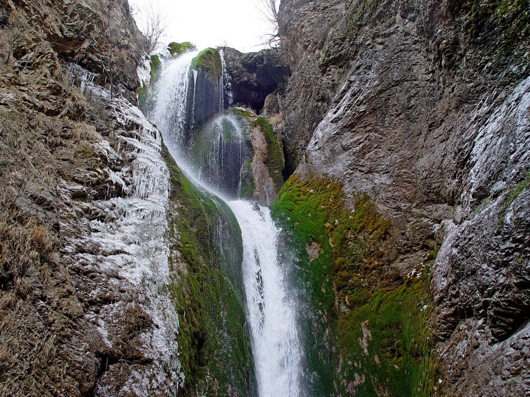 ВОДОПАД, зима. - Виктор Осипчук ВОДОПАД, зима. - Виктор Осипчук