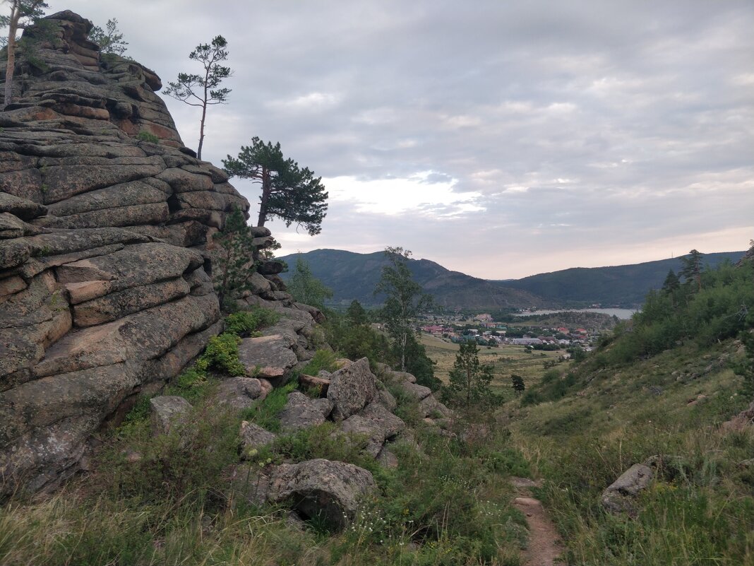 Скалы Баяна - Андрей Хлопонин Скалы Баяна - Андрей Хлопонин
