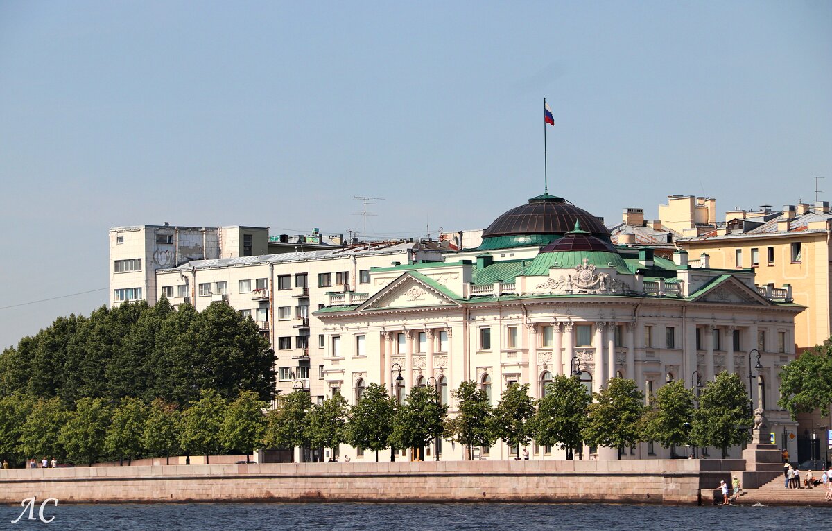 Дворец великого князя Николая Николаевича младшего, Санкт-Петербург - Любовь Сахарова