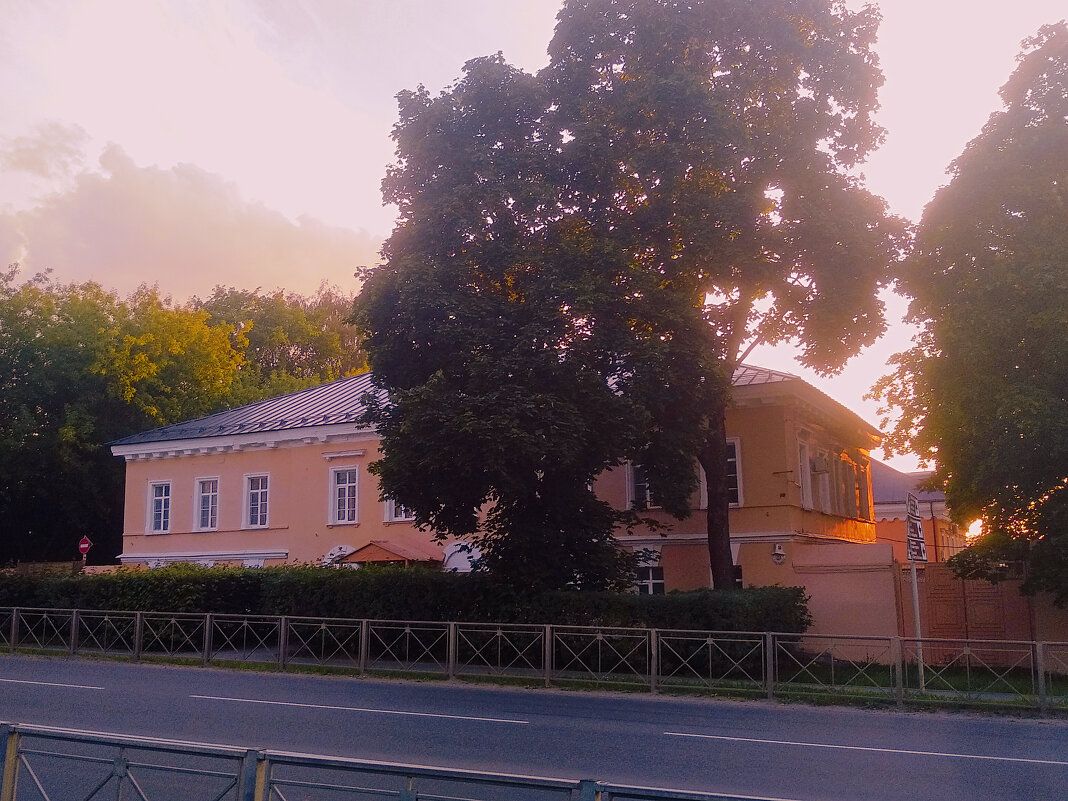 Вечер в городе - Сергей Кочнев