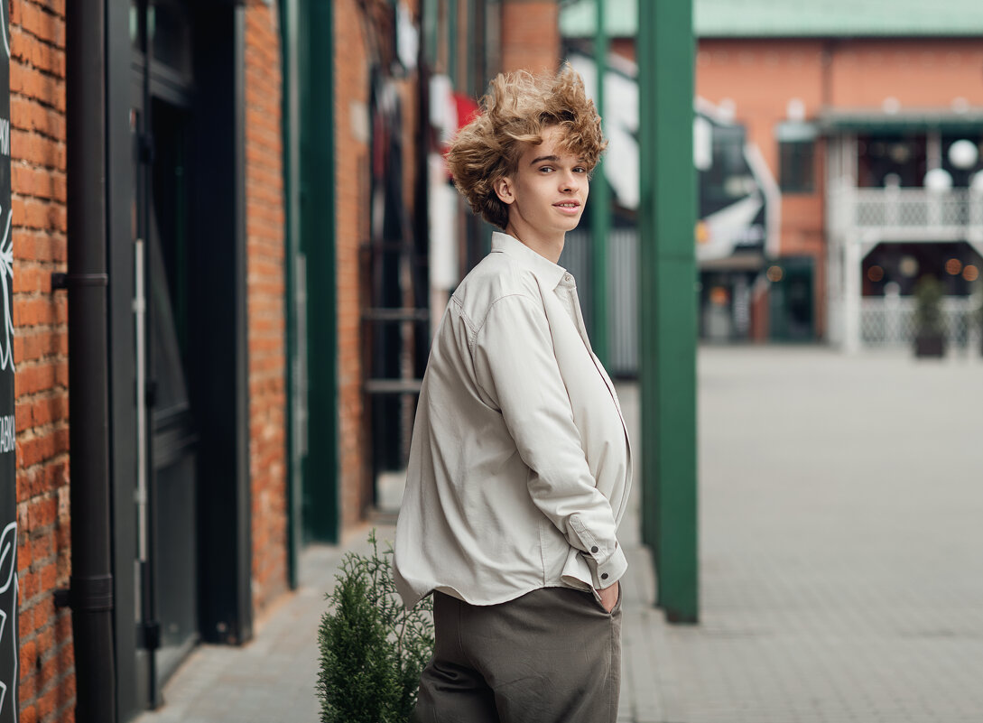 С ветерком..) - Лилия . С ветерком..) - Лилия .