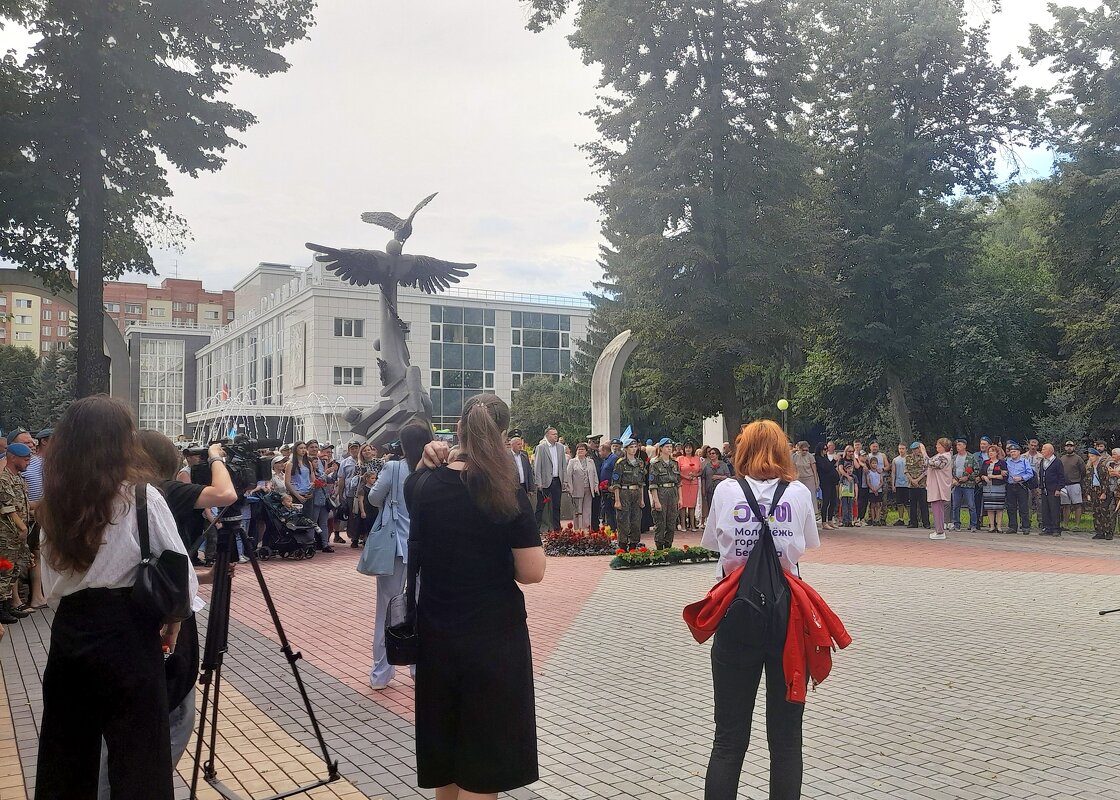 День ВДВ - 2 августа 2025 год . Бердск . - Мила Бовкун День ВДВ - 2 августа 2025 год . Бердск . - Мила Бовкун