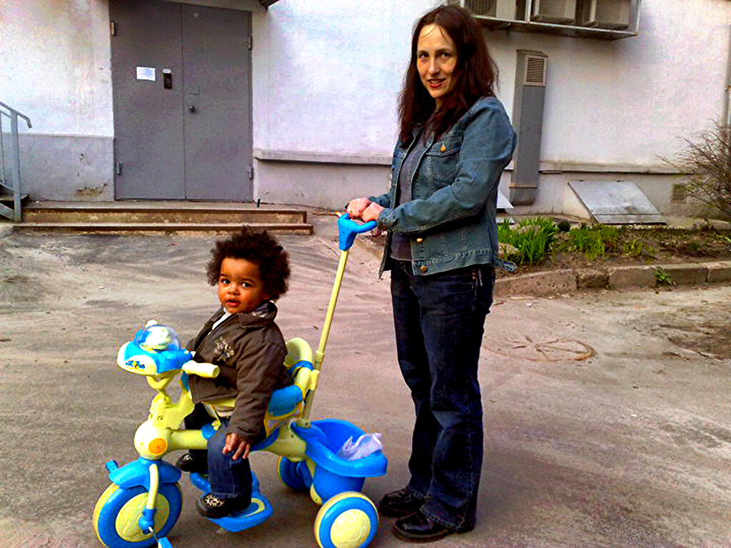 НАЕЗДНИК - Анатолий Малобродский