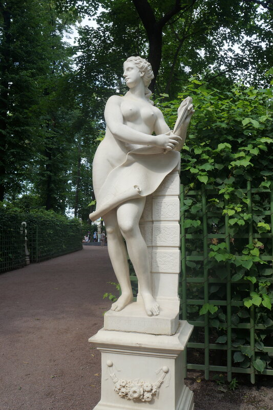 Аллегория архитектуры / мастерская П. Баратта / 1722 - zavitok * Аллегория архитектуры / мастерская П. Баратта / 1722 - zavitok *