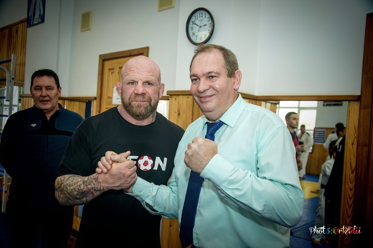 В кругу друзей. - arkadii В кругу друзей. - arkadii