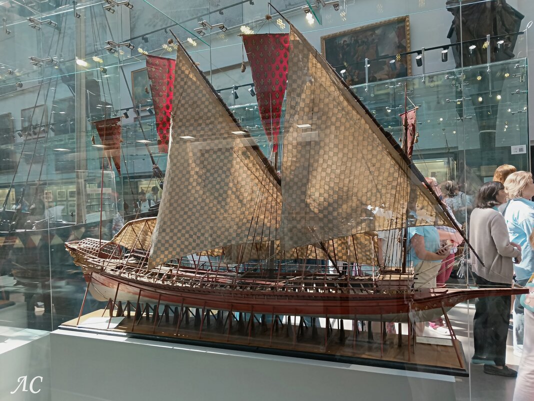 Экспонаты Центрального военно-морского музея. Санкт-Петербург - Любовь Сахарова Экспонаты Центрального военно-морского музея. Санкт-Петербург - Любовь Сахарова