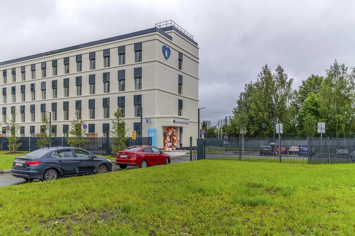 Новая поликлиника открылась в ЖК «Бунинские луга» - Валерий Иванович