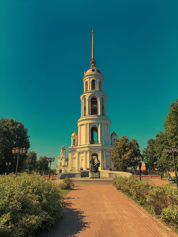 Ивановская область. Город Шуя. Колокольня Воскресенского собора. - Николай Феофанов Ивановская область. Город Шуя. Колокольня Воскресенского собора. - Николай Феофанов