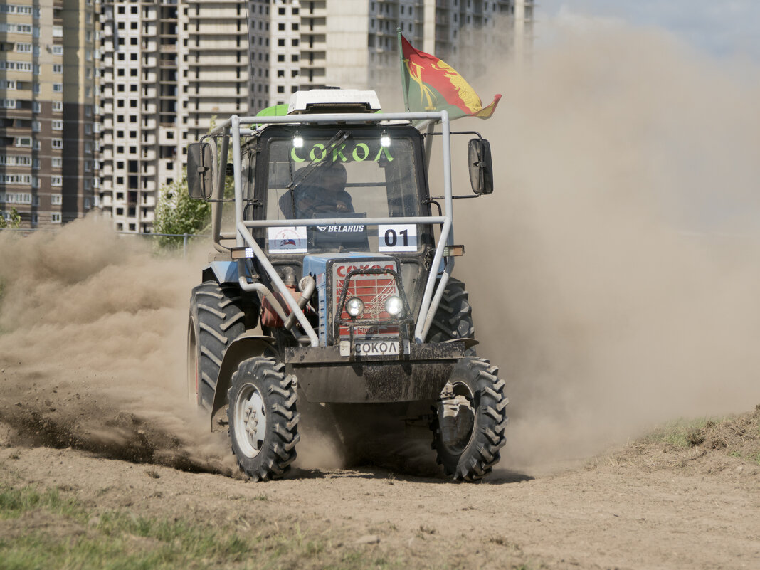 На вираже - Алексей Смирнов