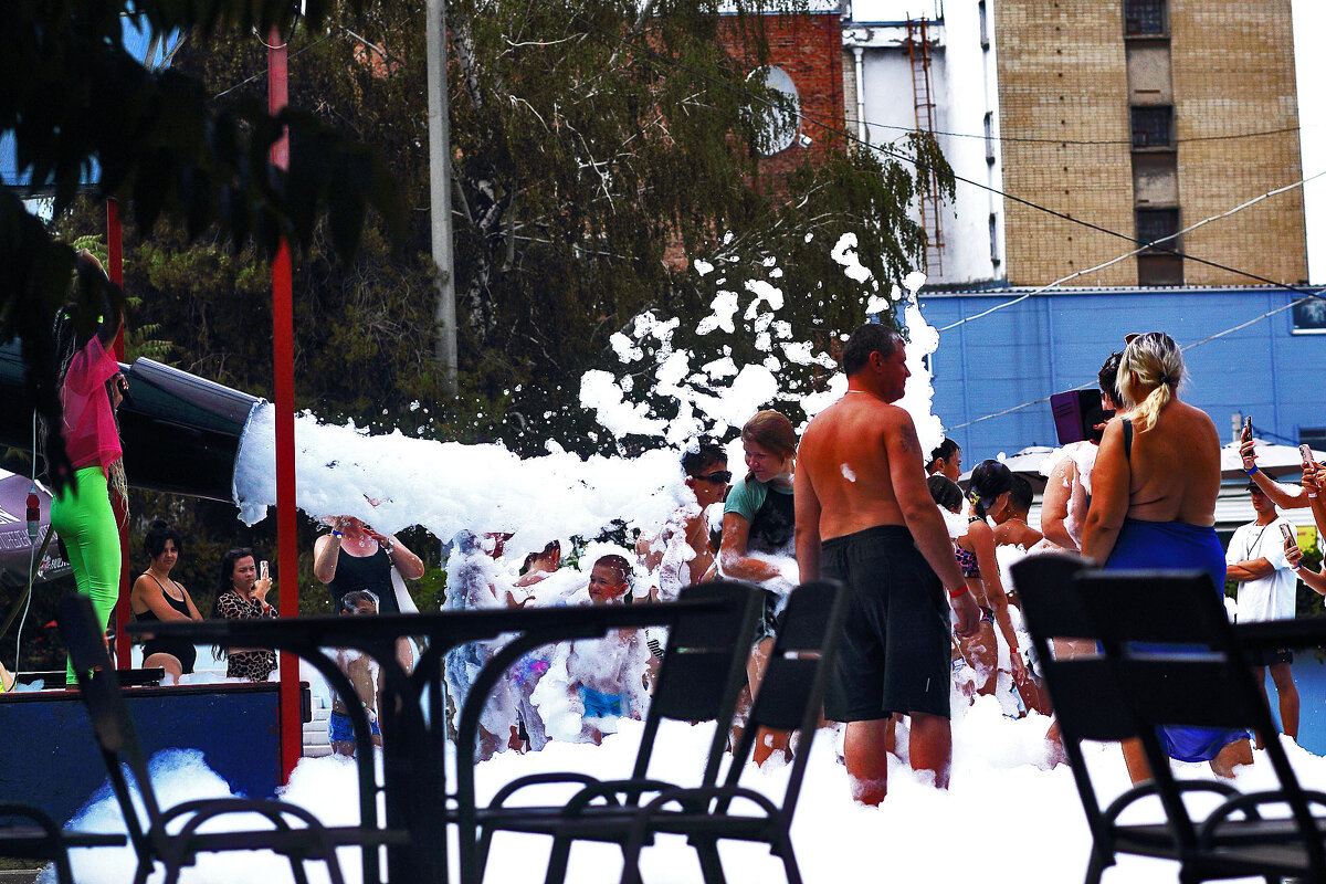 Мыльная битва - Юрий Гайворонскiий Мыльная битва - Юрий Гайворонскiий