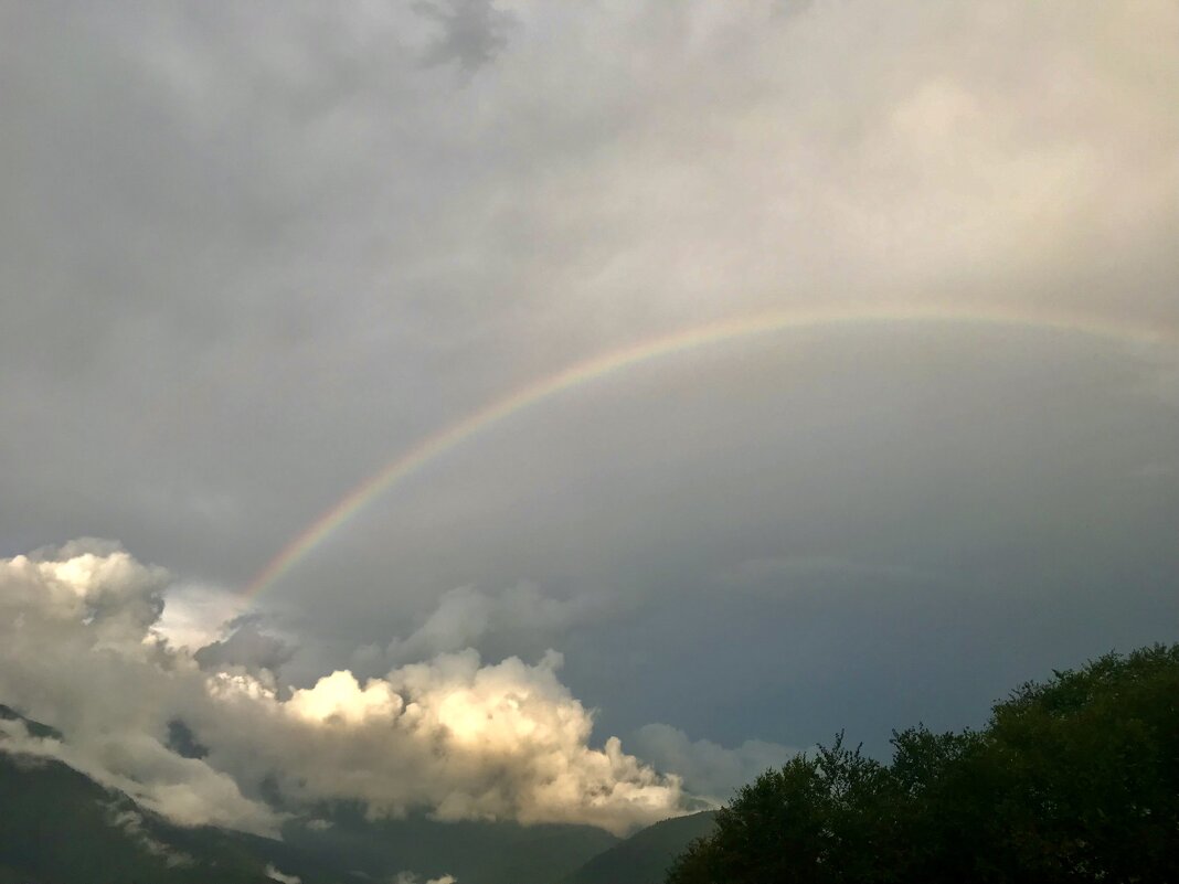 Радуга в горах - Pippa 