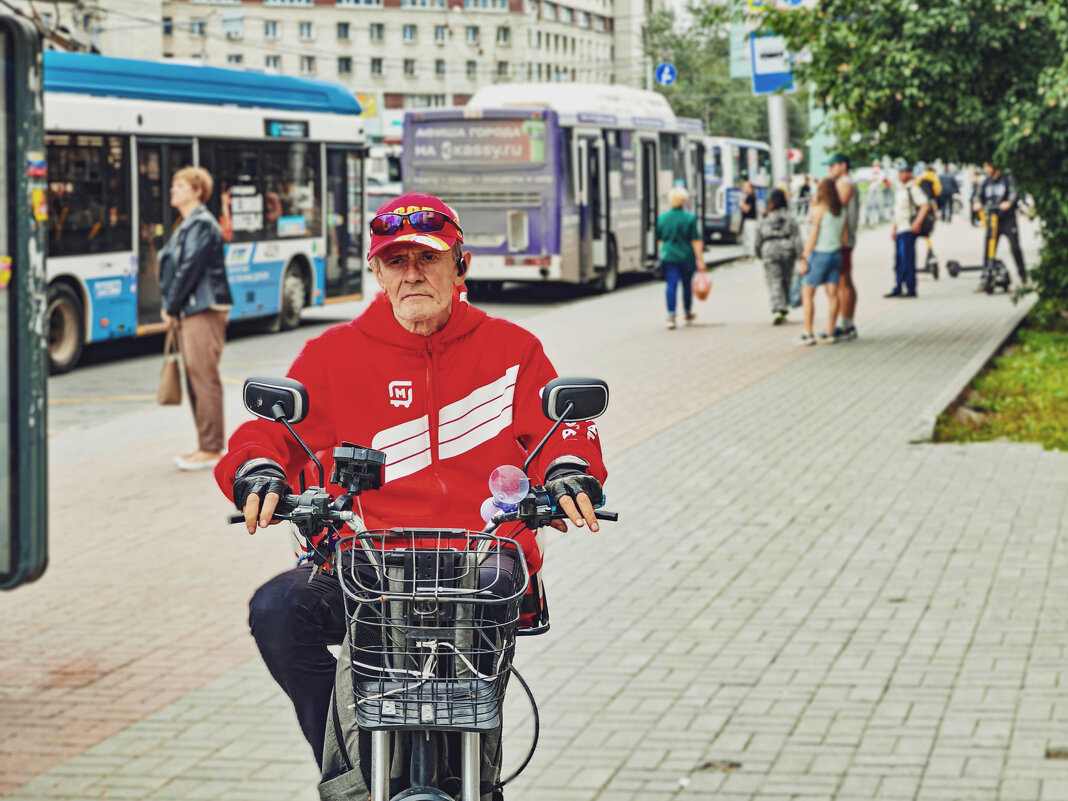 Курьер - Dmitry i Mary S