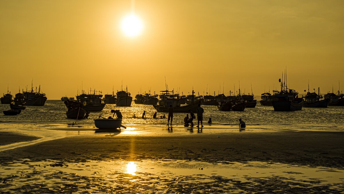 ... - Dmitry Ozersky