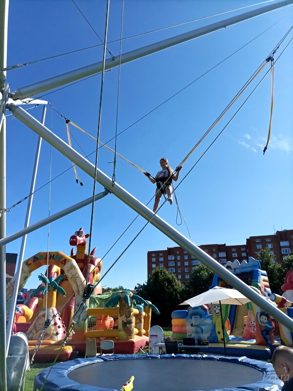 Полеты на батуте - Veera V