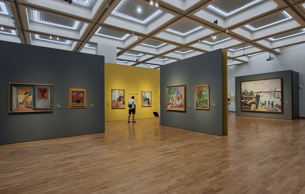 По залам выставки картин Александра Дейнеки - ИРЭН@ . По залам выставки картин Александра Дейнеки - ИРЭН@ .