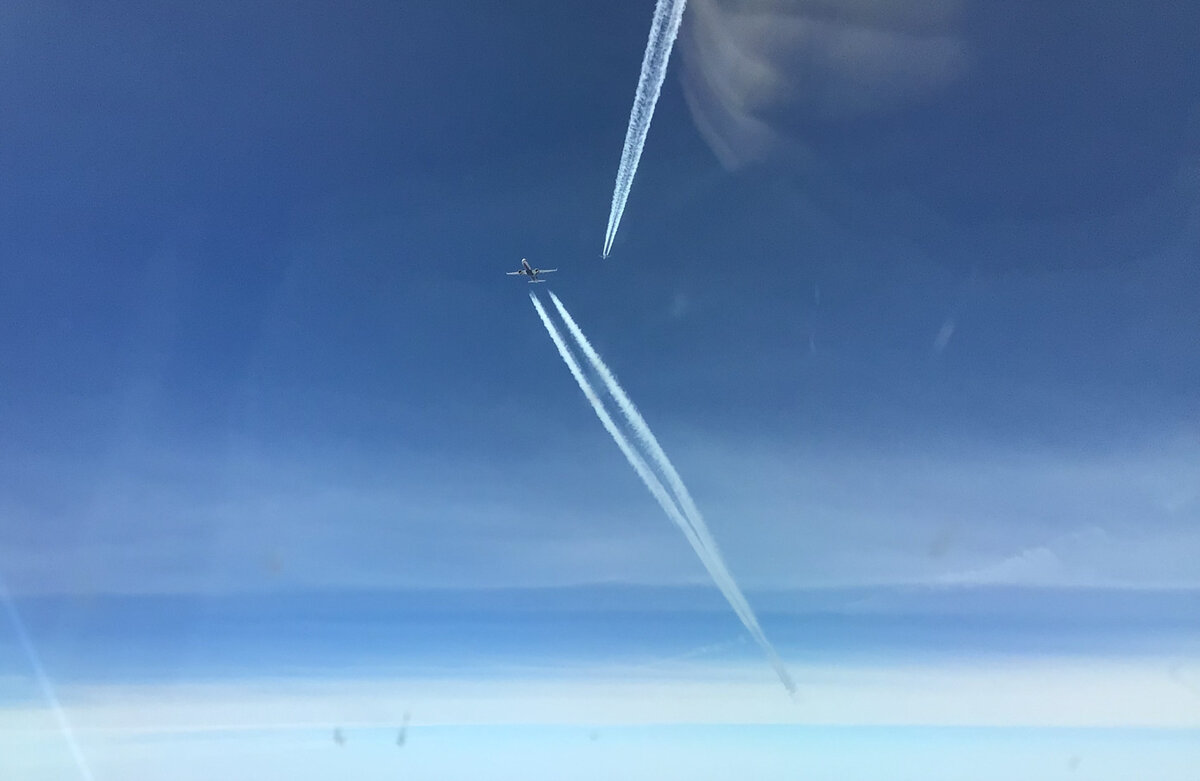 Перекрёсток беz светофора. На разных эшелонах. - Alexey YakovLev