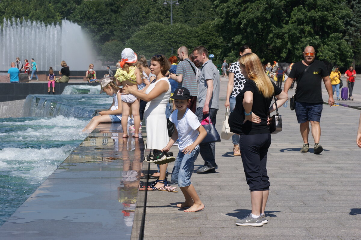 ВОДНЫЕ ЗАБАВЫ - Виктор Никитенко