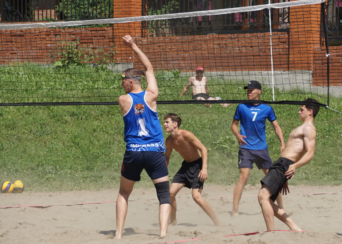 Мяч на той стороне - Наталия Григорьева