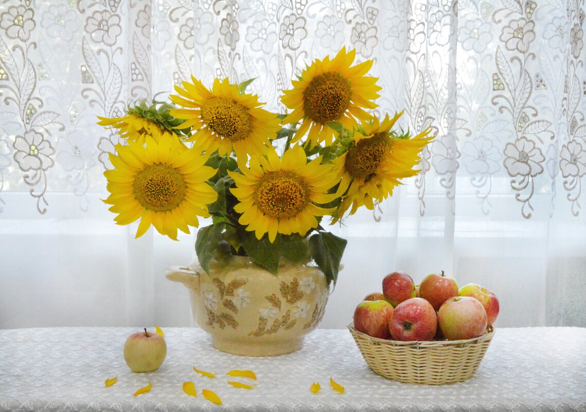 С Праздником!!! - Надежда Куркина 