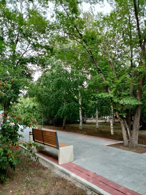 Возле церкви - Динара Каймиденова