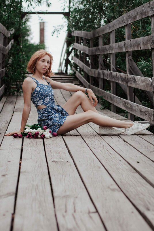 Девушка на мосту - Валерия .