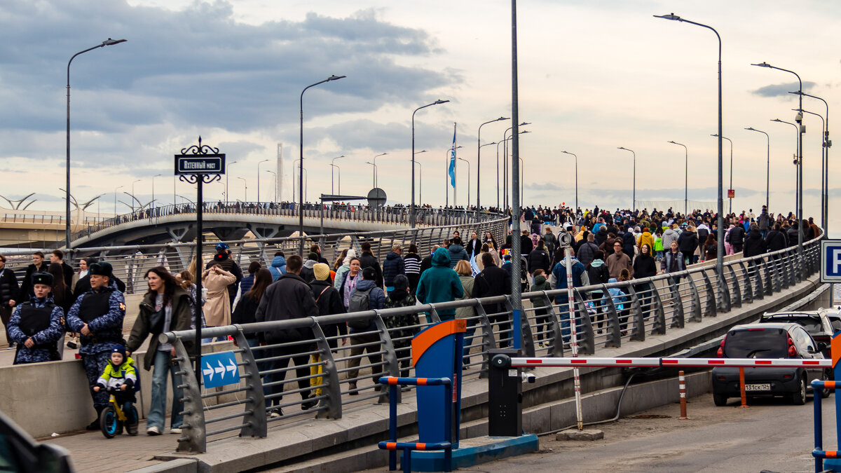 На футбол! - Игорь Викторов