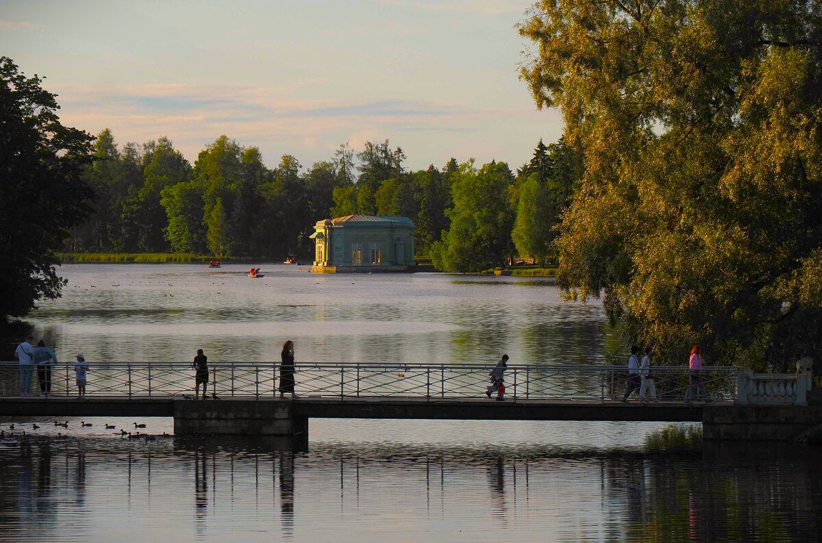 В Дворцовом парке (Гатчина) - Магомед . В Дворцовом парке (Гатчина) - Магомед .