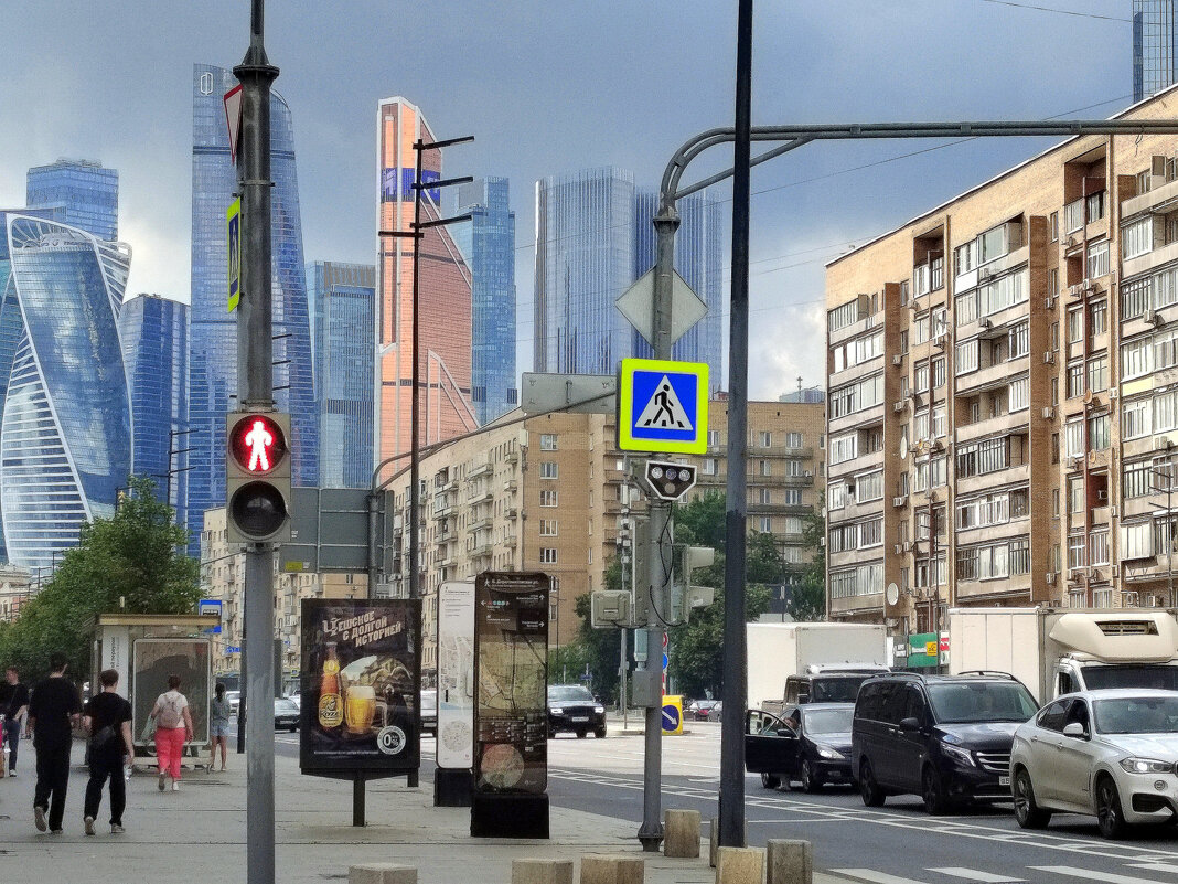 Москва  реальная 1. Снимала  Саша. Июль 2025 - Фотогруппа Весна