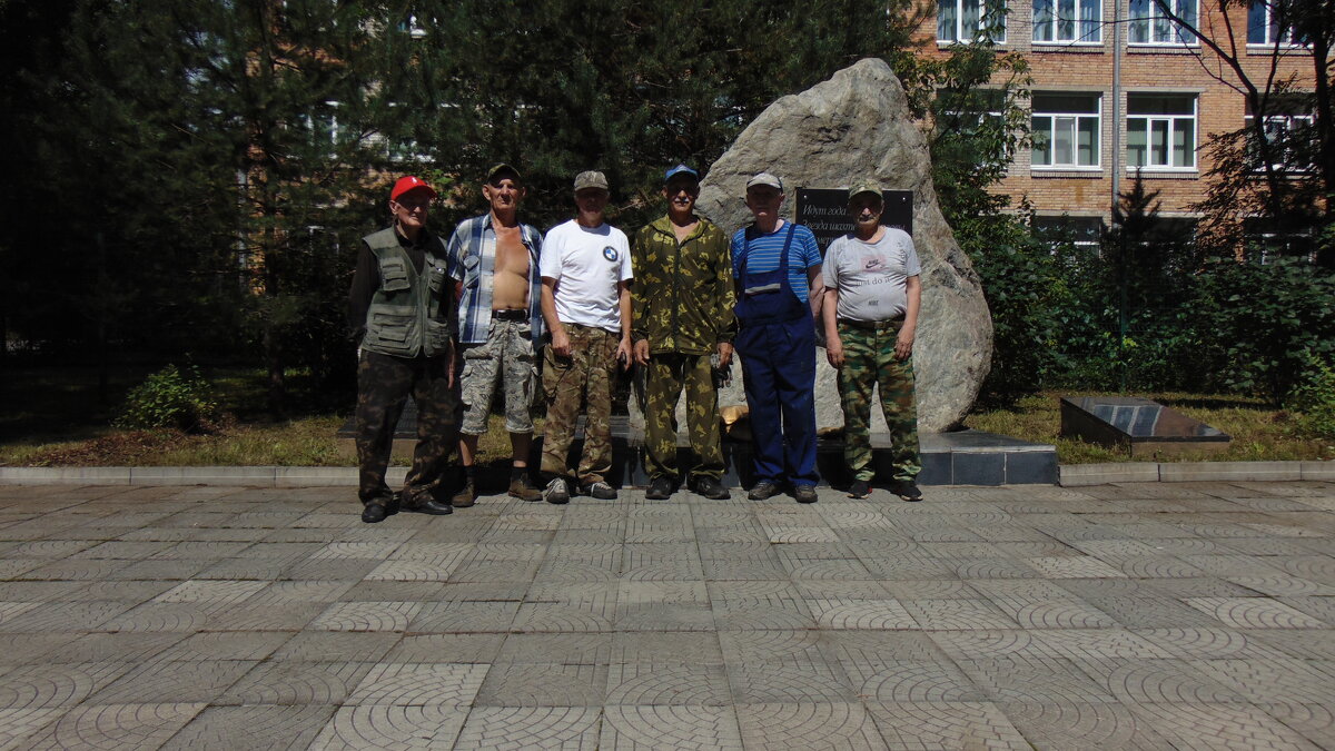 памятник шахтерам Партизанска - Анатолий Кузьмич Корнилов