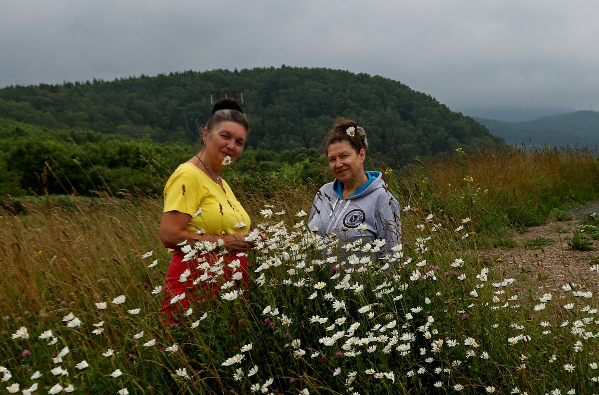 Подружки. - Ирина Нафаня