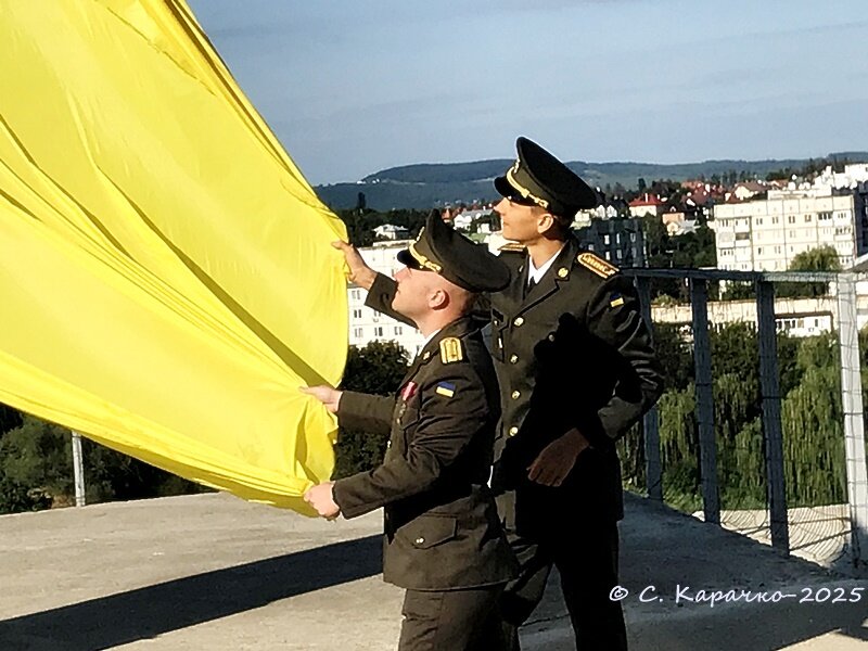 В Україні День Державного прапора - Степан Карачко