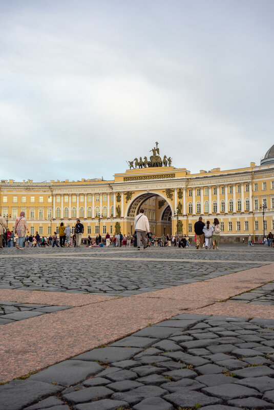 Дворцовая площадь - Валерий Елистратов Дворцовая площадь - Валерий Елистратов