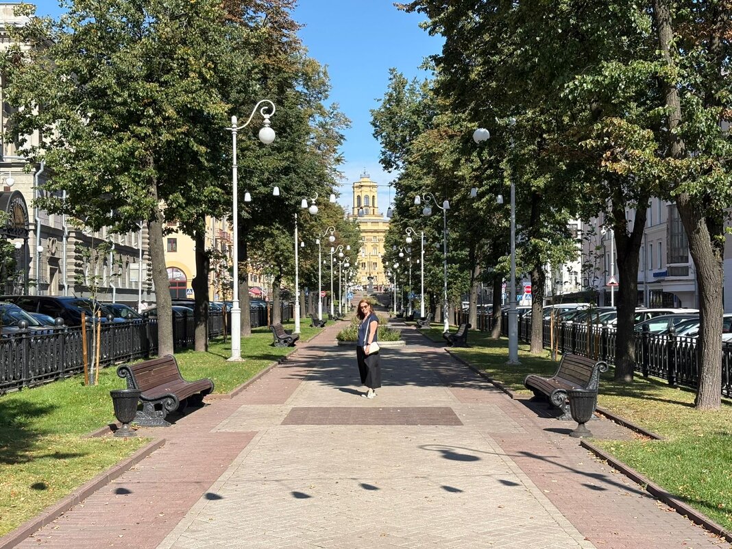 Сквер в Минске - Ирэн 