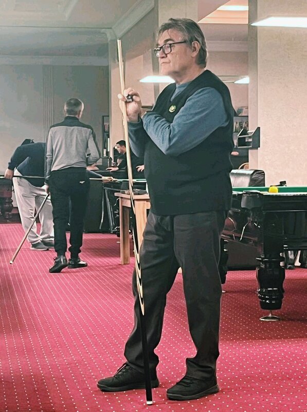 Играем - Андрей Хлопонин