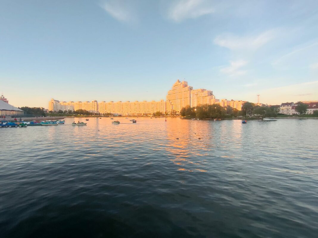 В лучах утреннего солнца - Ирэн 